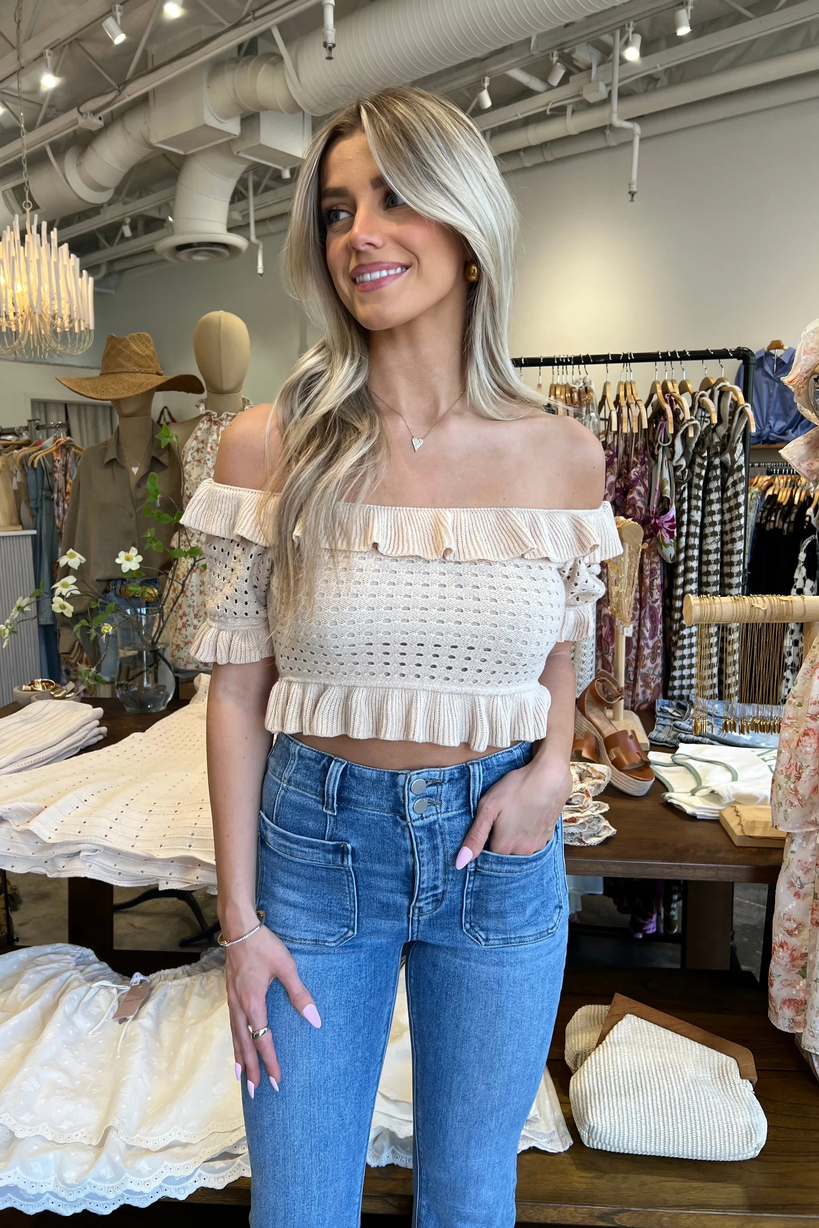 BALMY CREAM OFF SHOULDER KNIT TOP