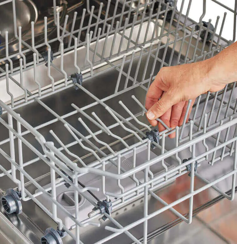 Classic Retro by Unique 24" Dishwasher