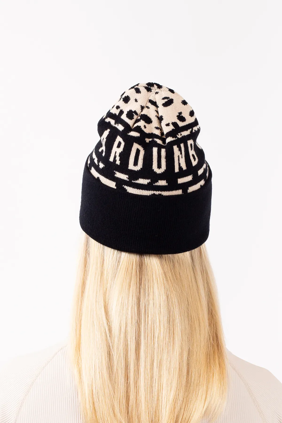 LEAGUE BEANIE