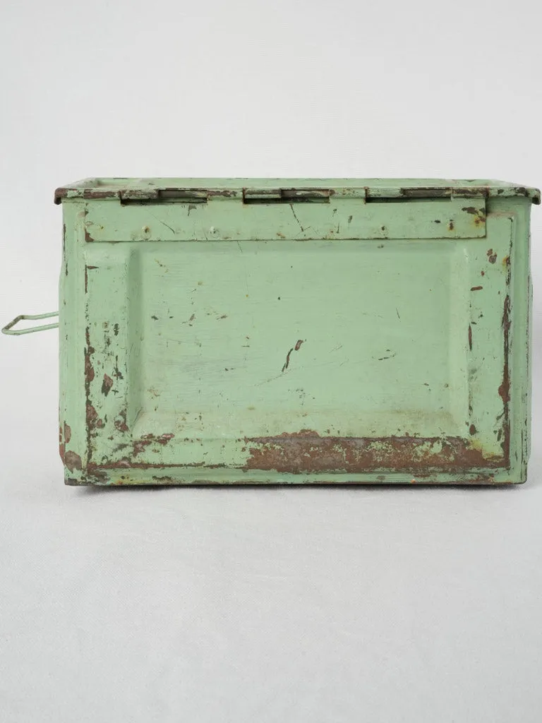 Vintage military first aid box w/ green patina & red cross - Pharmacie 12¼" x 6¾"