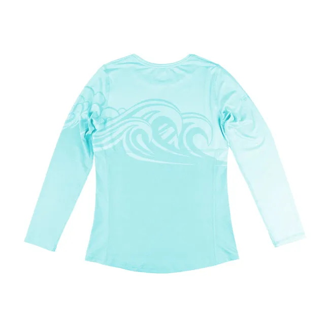 Wahine Sumi-e Swells Long Sleeve UPF 30 Shirt in Seaspray