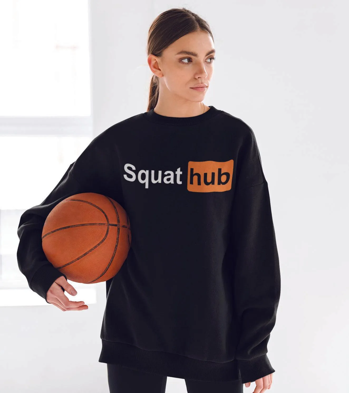 Women's Loose fit Squat hub Sweatshirt (Black)